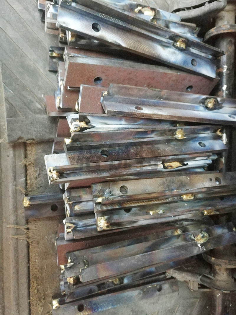 合金刀頭刀片刀架橡膠體 合金刀頭刀片刀架橡膠體